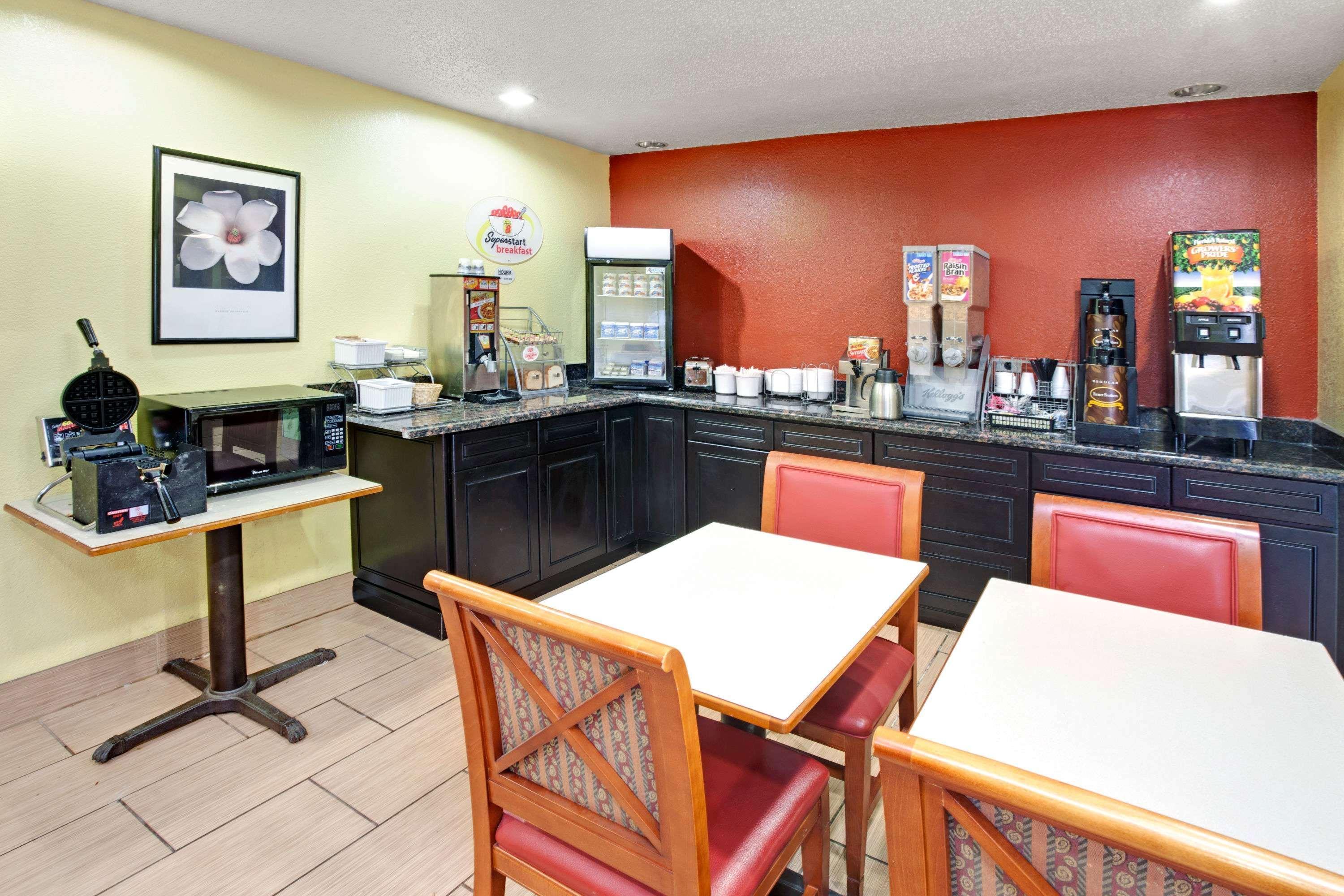 Super 8 By Wyndham Romeoville Bolingbrook Kültér fotó