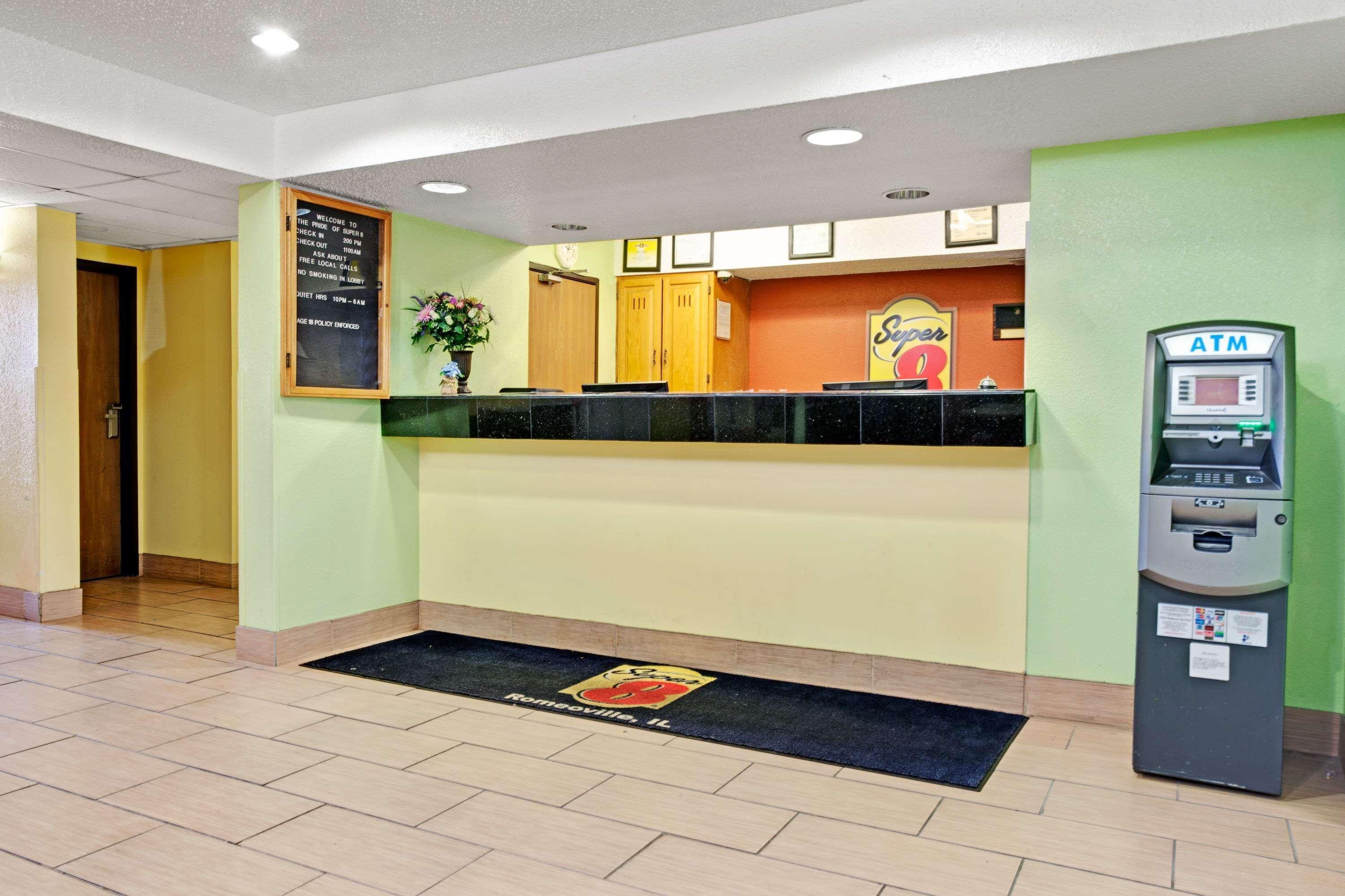Super 8 By Wyndham Romeoville Bolingbrook Kültér fotó