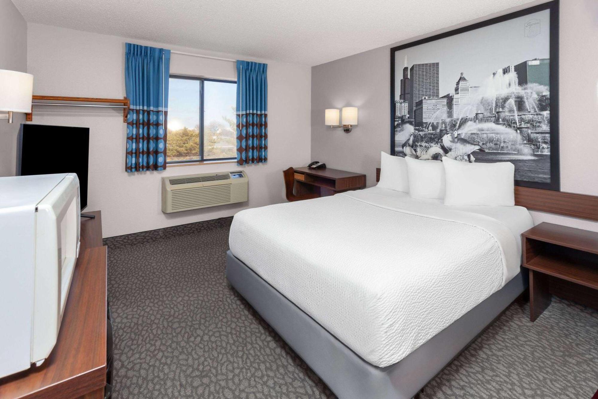 Super 8 By Wyndham Romeoville Bolingbrook Kültér fotó